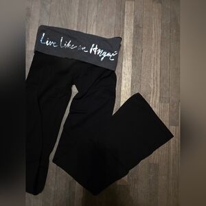 NWOT Victoria's Secret Bootcut Yoga Pants With Angel Logo. Size XS/Long
